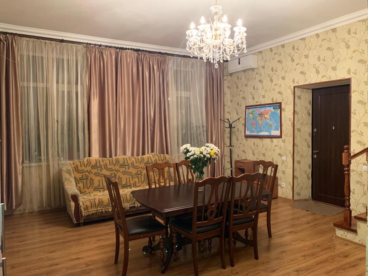 Apartment On Zhukovskogo Odesa Exterior foto